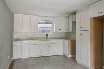 7402 Providence Avenue, Austin, TX 78752 - Photo 17