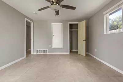 7402 Providence Avenue, Austin, TX 78752 - Photo 7