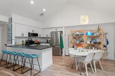 909 Milford Way #B, Austin, TX 78745 - Photo 7