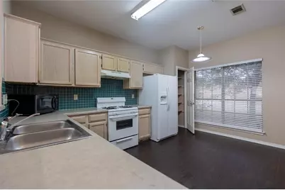 815 Black Locust Drive, Pflugerville, TX 78660 - Photo 5