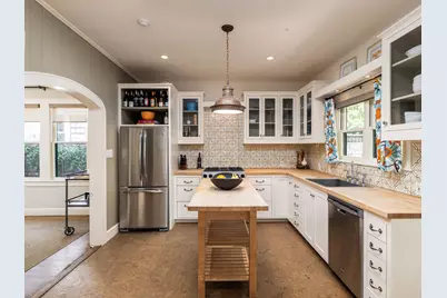 2825 Shoal Crest Avenue, Austin, TX 78705 - Photo 5