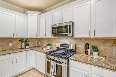 6715 Windrift Way #31, Austin, TX 78745 - Photo 15