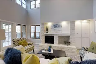 105 Birdie Dr, The Hills, TX 78738 - Photo 25