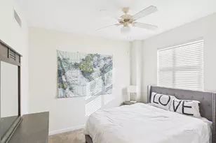 711 W 26th St, Austin, TX 78705 - Photo 5
