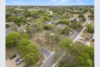 601 N Church Street, Georgetown, TX 78626 - Photo 3