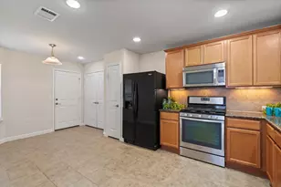 307 Kickapoo Creek Ln, Georgetown, TX 78633 - Photo 9