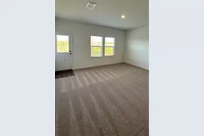 637 The Ugly Way, Jarrell, TX 76537 - Photo 7