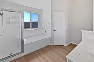 404 Stewart Dr, Hutto, TX 78634 - Photo 17