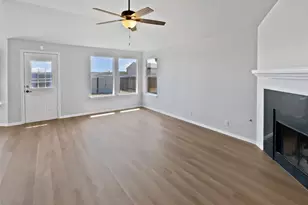 404 Stewart Dr, Hutto, TX 78634 - Photo 3