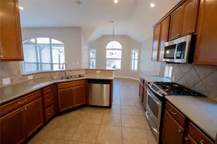 437 Sweet Gum Dr, Kyle, TX 78640 - Photo 11