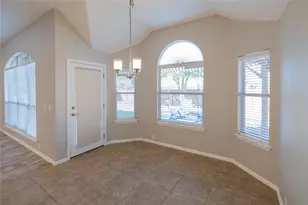 437 Sweet Gum Dr, Kyle, TX 78640 - Photo 9