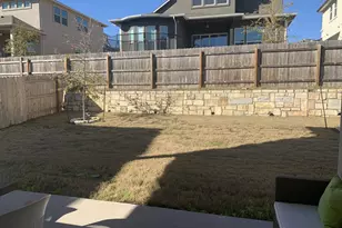 12504 Ayrshire Wy, Austin, TX 78732 - Photo 33