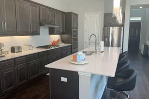 12504 Ayrshire Wy, Austin, TX 78732 - Photo 9