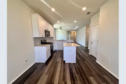 353 Grace Lilly Drive, Buda, TX 78610 - Photo 7
