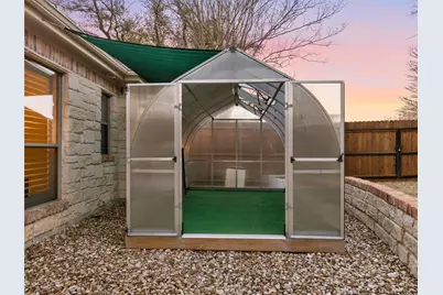 109 Roberts Circle, Georgetown, TX 78633 - Photo 37