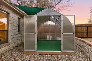 109 Roberts Cir, Georgetown, TX 78633 - Photo 37