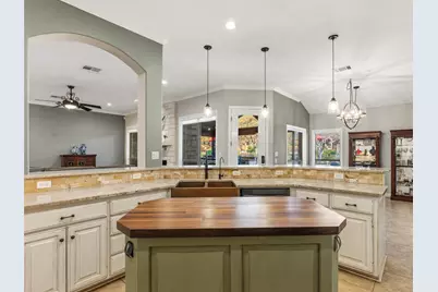 109 Roberts Circle, Georgetown, TX 78633 - Photo 13