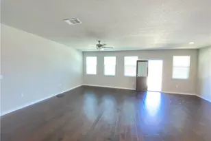 5904 Daly Dr, Austin, TX 78747 - Photo 9