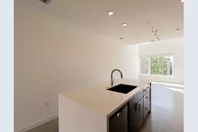 2002 E 7th Street #207, Austin, TX 78702 - Photo 5