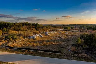 309 Eagle Basin Cir, Spicewood, TX 78669 - Photo 3