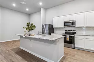 957 Staglin St, Buda, TX 78610 - Photo 13