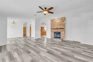 105 Holman Cir, Gatesville, TX 76528 - Photo 13