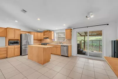 105 Holman Circle, Gatesville, TX 76528 - Photo 7