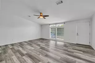 105 Holman Cir, Gatesville, TX 76528 - Photo 9