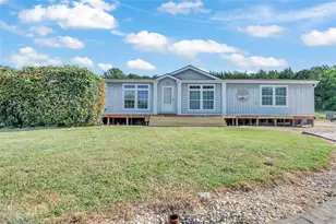 105 Holman Cir, Gatesville, TX 76528 - Photo 3