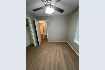 7900 West Gate Boulevard #B, Austin, TX 78745 - Photo 9