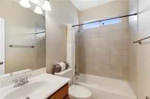 6011 Fairway St, Austin, TX 78741 - Photo 21