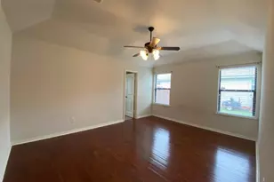 1527 Woodlands Dr, Kyle, TX 78640 - Photo 11