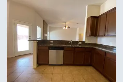 1527 Woodlands Drive, Kyle, TX 78640 - Photo 9