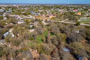 185 Monterrey Hills Dr, Del Valle, TX 78617 - Photo 11