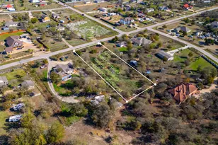 185 Monterrey Hills Dr, Del Valle, TX 78617 - Photo 9