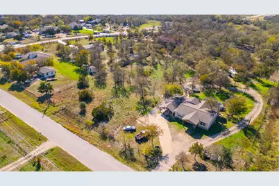 185 Monterrey Hills Drive, Del Valle, TX 78617 - Photo 5