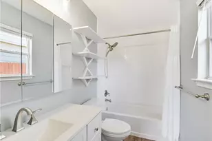 1716 Anise Dr, Austin, TX 78741 - Photo 11