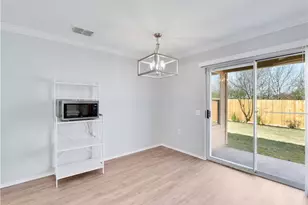 1716 Anise Dr, Austin, TX 78741 - Photo 5