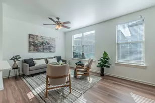 1201 Grove Blvd, Austin, TX 78741 - Photo 3