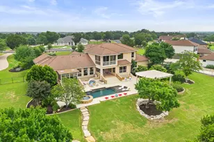 272 Whitney Woods Cir, Georgetown, TX 78633 - Photo 3
