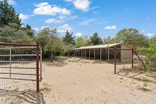 10996 Cr 311, Rockdale, TX 76567 - Photo 27