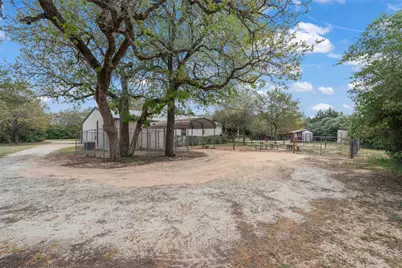 10996 Cr 311, Rockdale, TX 76567 - Photo 33