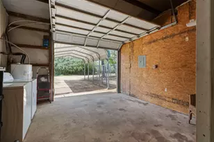 10996 Cr 311, Rockdale, TX 76567 - Photo 25