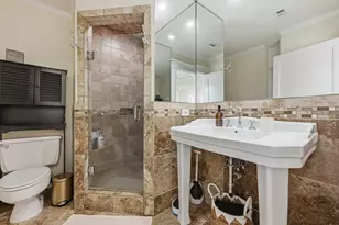 5203 Valley Oak Dr, Austin, TX 78731 - Photo 21