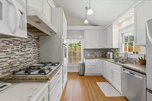 5203 Valley Oak Dr, Austin, TX 78731 - Photo 15