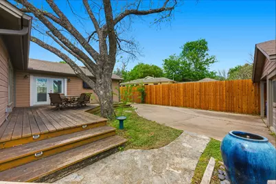 5203 Valley Oak Drive, Austin, TX 78731 - Photo 27