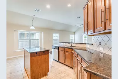 327 Saffron Springs, Buda, TX 78610 - Photo 5