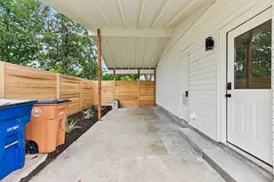 7503 Carriage Dr, Austin, TX 78752 - Photo 31