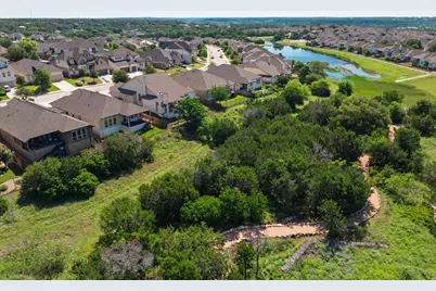 173 Santa Maria Street, Georgetown, TX 78628 - Photo 3