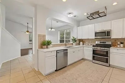 1721 Long Rifle Drive, Austin, TX 78754 - Photo 9